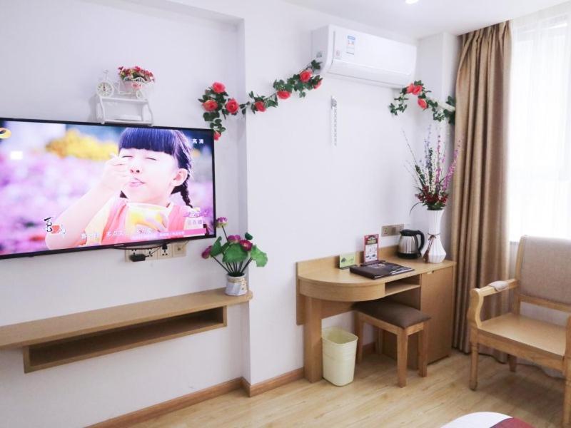 Greentree Inn Zhejiang Jiaxing West Zhongshan Road Vintage Car Building Express Hotel المظهر الخارجي الصورة