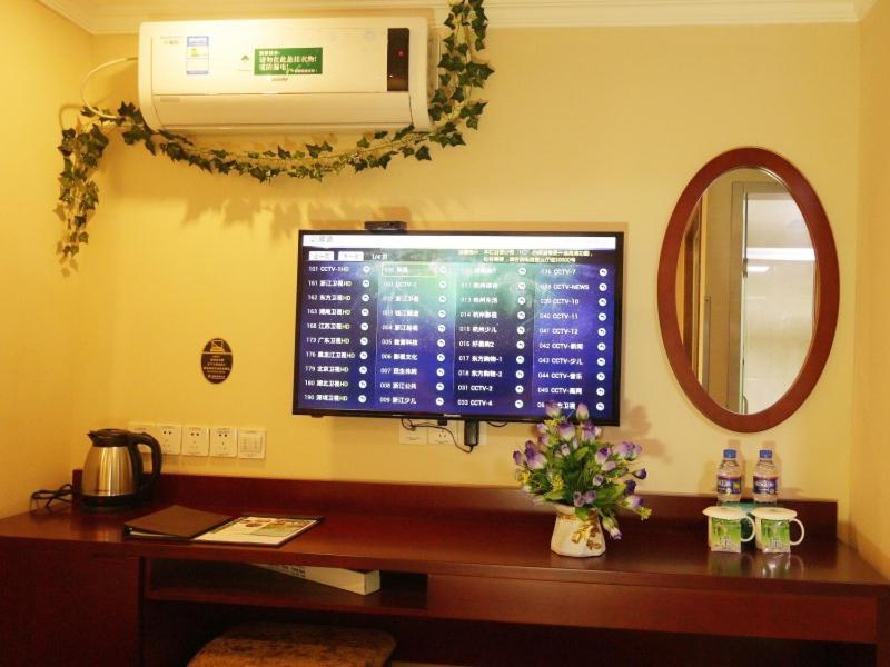 Greentree Inn Zhejiang Jiaxing West Zhongshan Road Vintage Car Building Express Hotel المظهر الخارجي الصورة