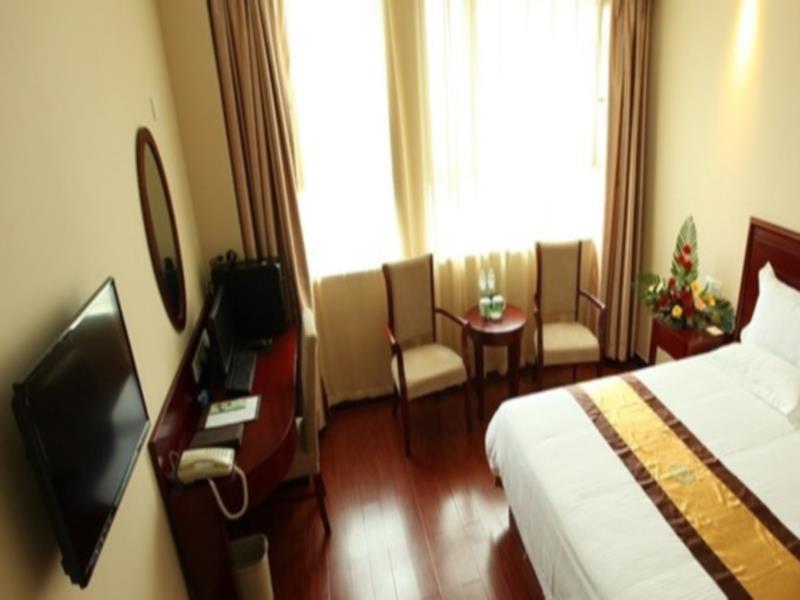 Greentree Inn Zhejiang Jiaxing West Zhongshan Road Vintage Car Building Express Hotel المظهر الخارجي الصورة