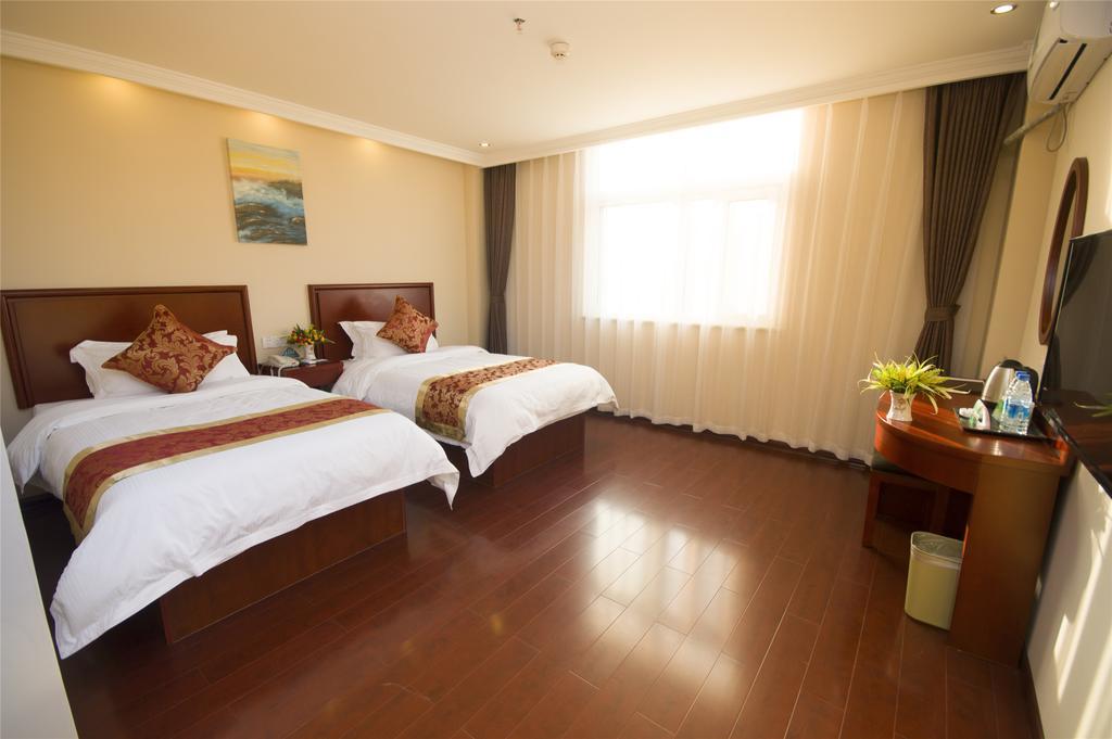 Greentree Inn Zhejiang Jiaxing West Zhongshan Road Vintage Car Building Express Hotel المظهر الخارجي الصورة