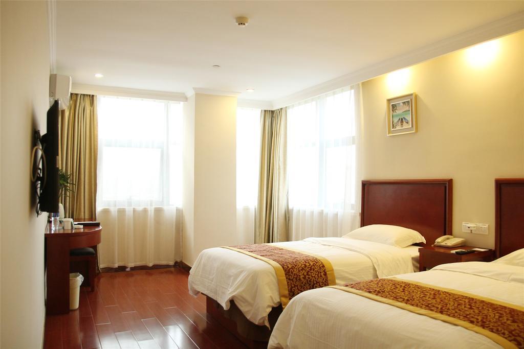 Greentree Inn Zhejiang Jiaxing West Zhongshan Road Vintage Car Building Express Hotel المظهر الخارجي الصورة