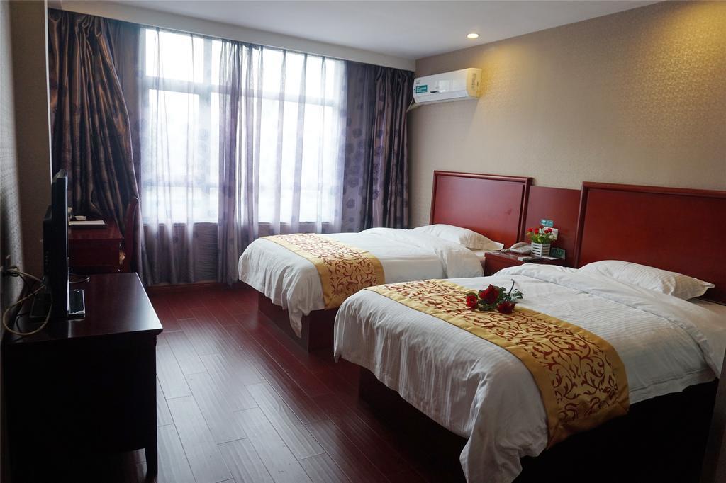 Greentree Inn Zhejiang Jiaxing West Zhongshan Road Vintage Car Building Express Hotel المظهر الخارجي الصورة