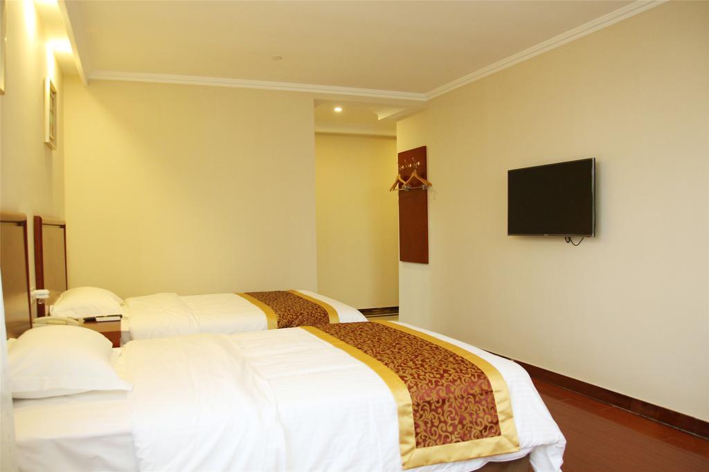 Greentree Inn Zhejiang Jiaxing West Zhongshan Road Vintage Car Building Express Hotel المظهر الخارجي الصورة