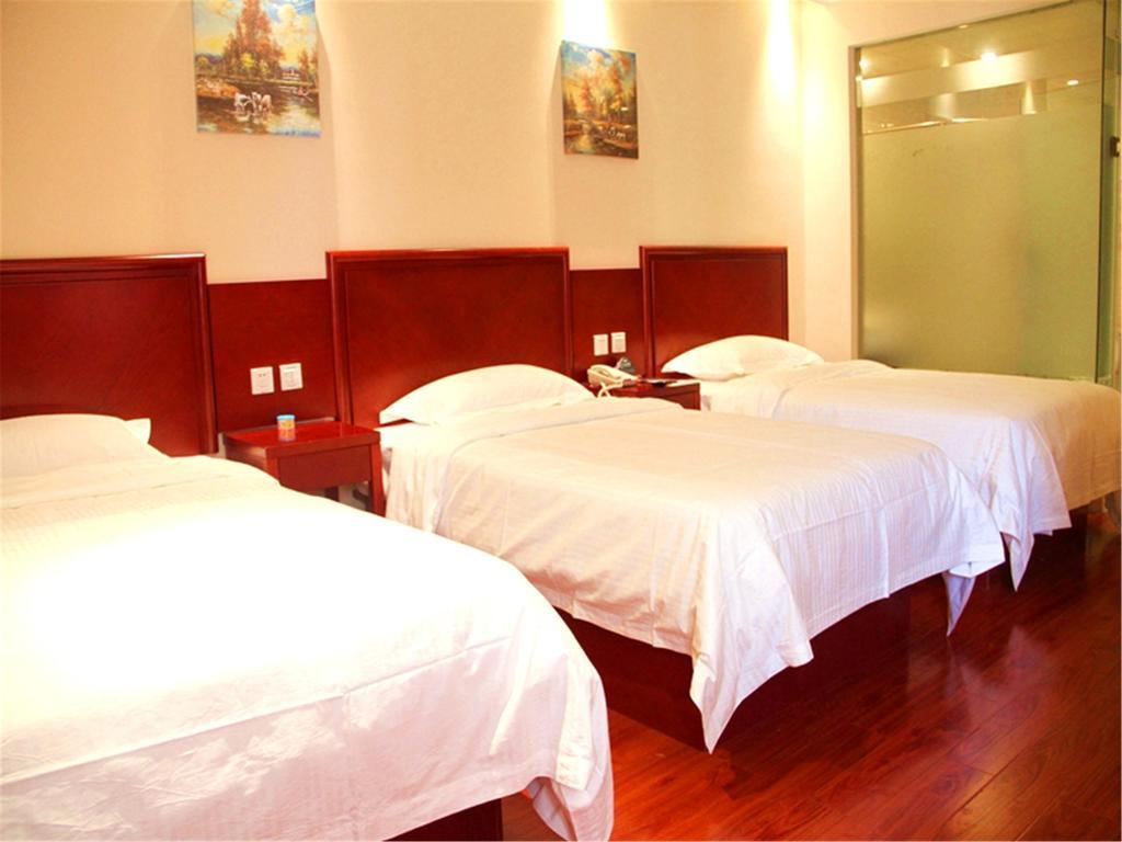 Greentree Inn Zhejiang Jiaxing West Zhongshan Road Vintage Car Building Express Hotel المظهر الخارجي الصورة