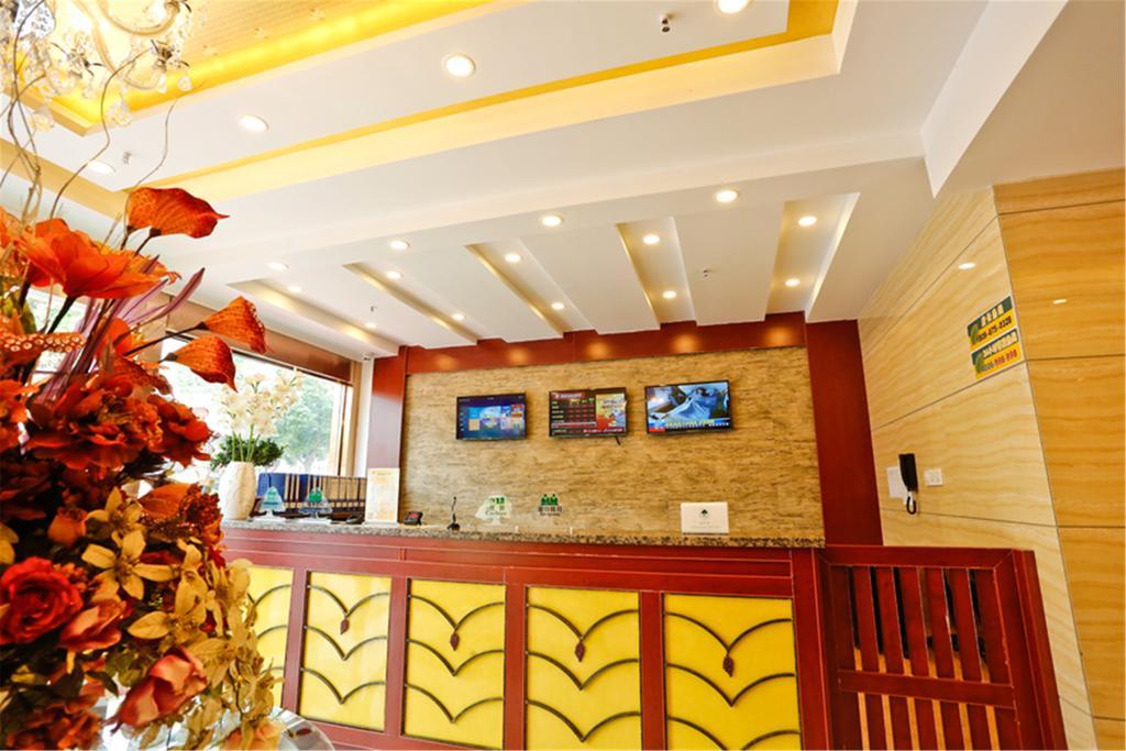 Greentree Inn Zhejiang Jiaxing West Zhongshan Road Vintage Car Building Express Hotel المظهر الخارجي الصورة