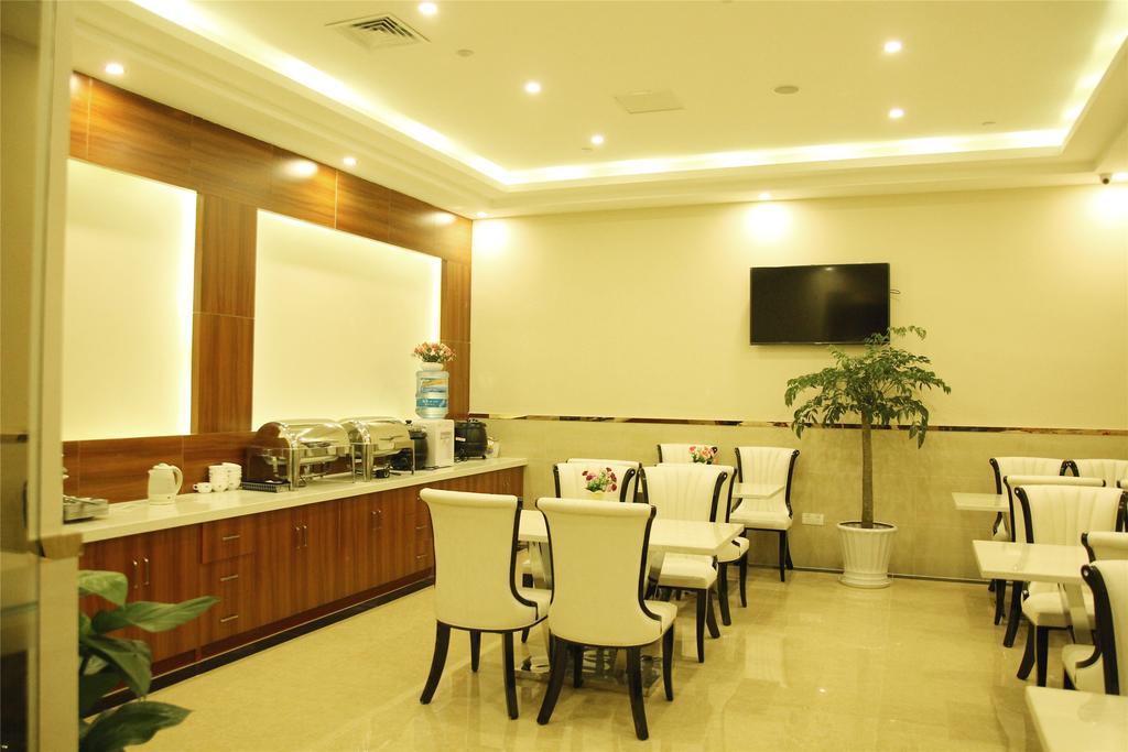 Greentree Inn Zhejiang Jiaxing West Zhongshan Road Vintage Car Building Express Hotel المظهر الخارجي الصورة